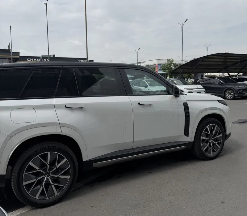 Aion S7 (Trumpchi) 180KM Ultra full privod — фото 2
