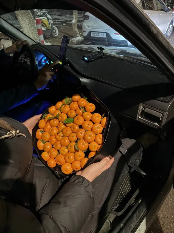 Mandarin buket babchka buket Yaqinlaringizni noodatiy — фото 2