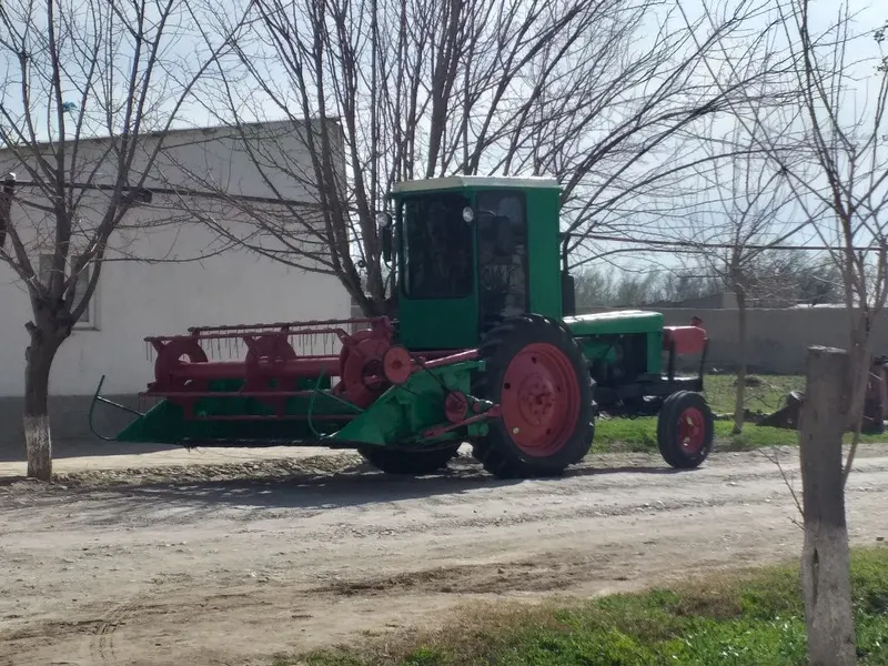 Traktor oʼt oʼradigon jatka T28ga terilgan 6 Traktor oʼt oʼradigon jatka T28ga terilgan 6