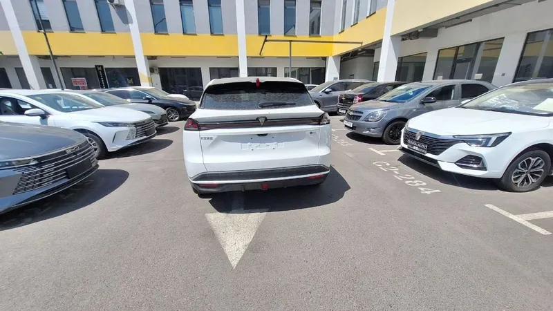 Deepal s07 Gibrid 230 — фото 1