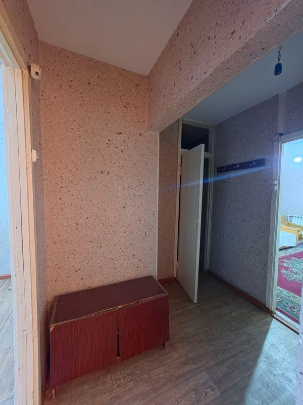 2 xonali kvartira sotiladi 3