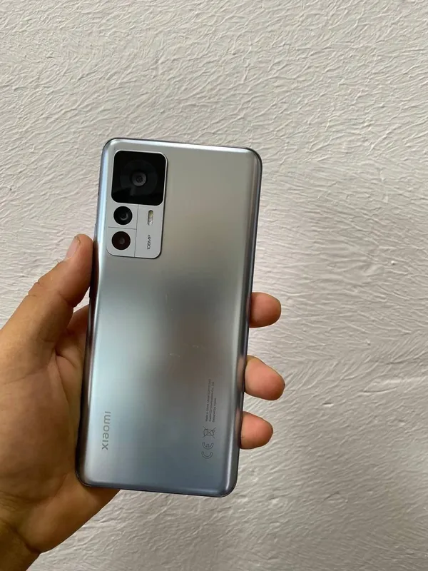 Xiaomi 12t sotiladi