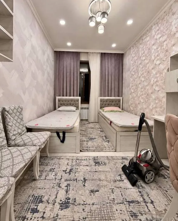 Продажа 3-комн. кв. 121 м² · ID 6991 3