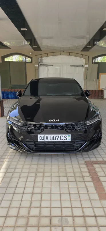 Kia K5 sotiladi GT line +