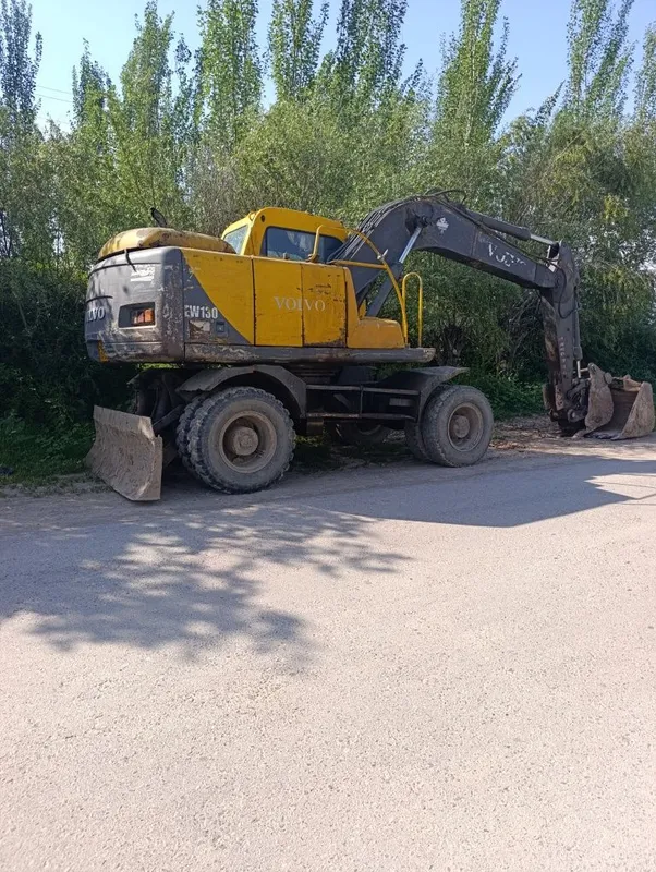 VOLVO EW 130 йили2002