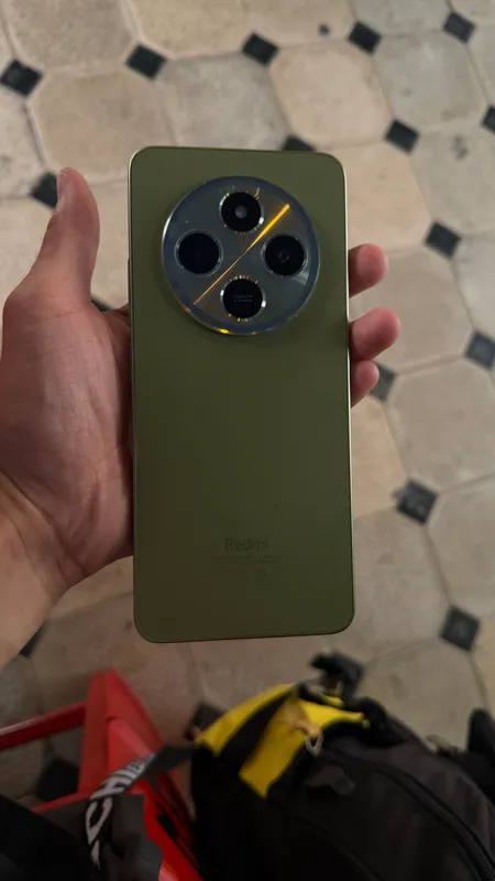 Xiaomi HyperOS Xiaomi HyperOS