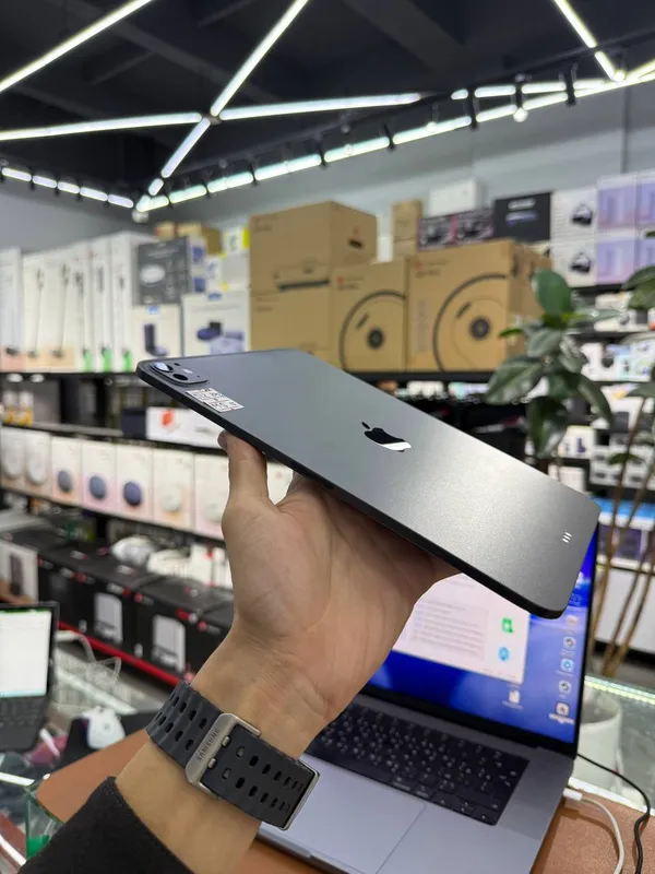 iPad Pro 11 M4 2 iPad Pro 11 M4 2