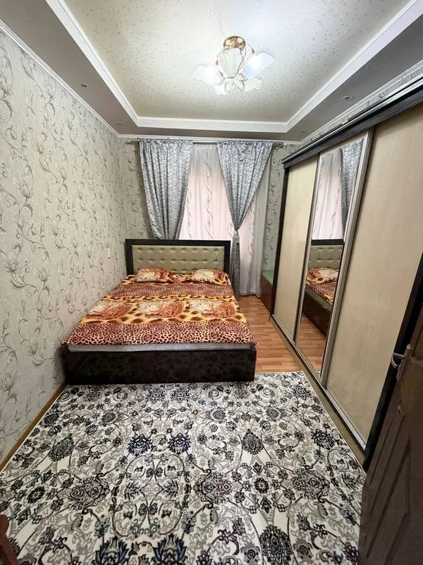 Срочно: в 9-м микрорайоне сдается вдоль дороги (2-комнатная) 4