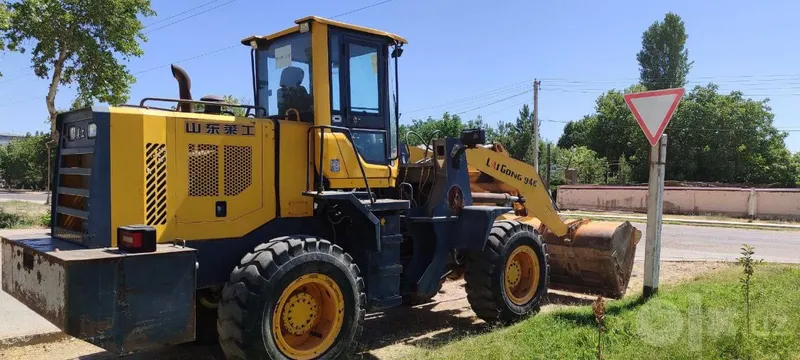 Погрузчик 2020 кам моточас ишлаган 1.8 2 Погрузчик 2020 кам моточас ишлаган 1.8 2