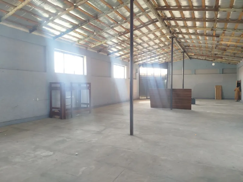 Mebel sehi 300 m² 1400 m² 4 Mebel sehi 300 m² 1400 m² 4
