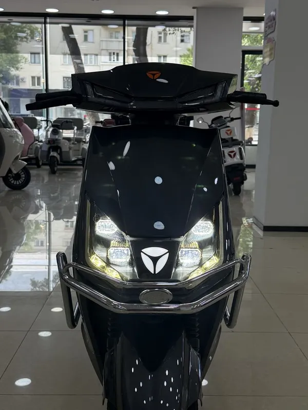 Yadea T5 modeli sotiladi 2