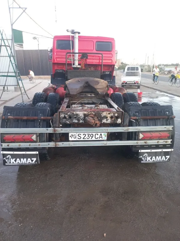 Kamaz tegach sotiladi 3