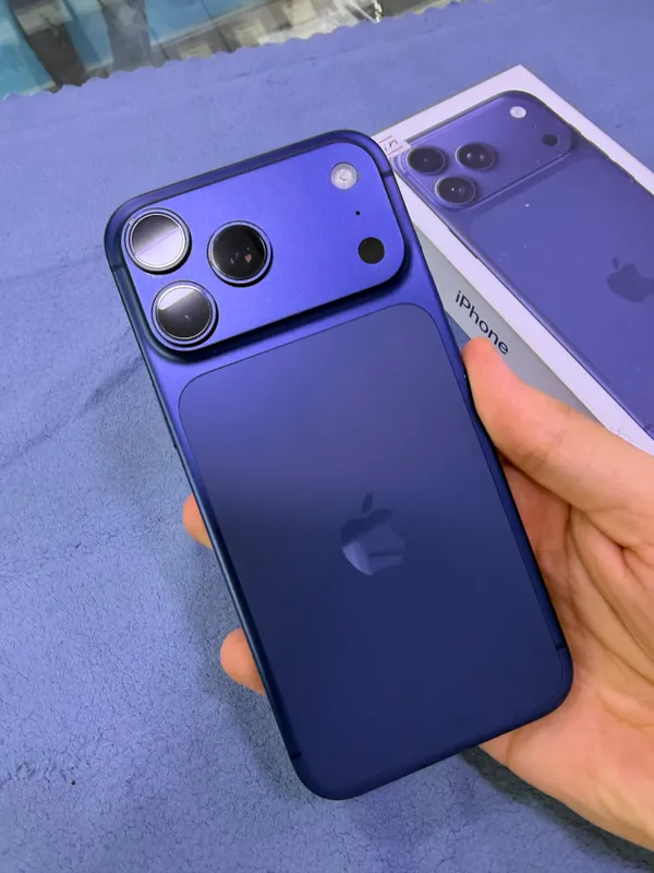 Iphone 17 pro max 1