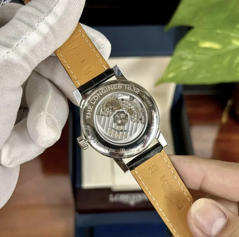 Швецарские часы фирмы Longines, механика с автоподзаводом — фото 3