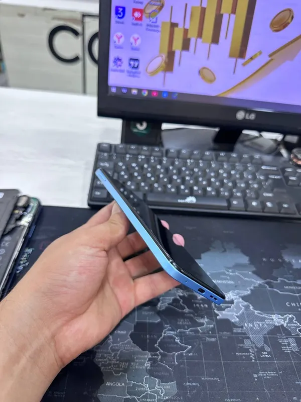 Redmi Not 12 .128 tali 5 Redmi Not 12 .128 tali 5
