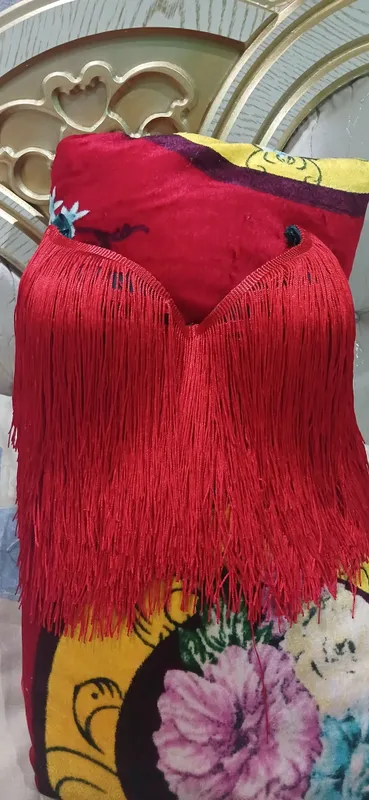 ayollar kiyimlari