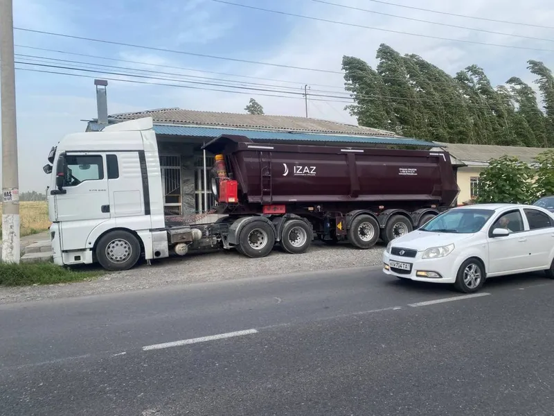 SITRAK Sinotruk Тягач сотилади — фото 3