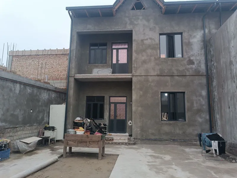 Продам коттедж метроКипчак 2этажа 2,3соток 5комнат