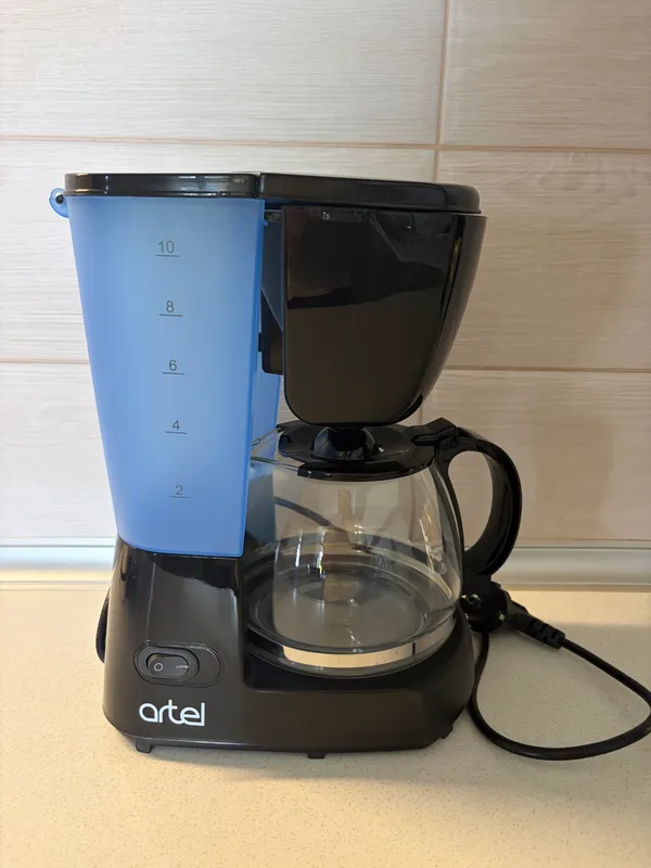 Кофеварка Artel 1 Кофеварка Artel 1