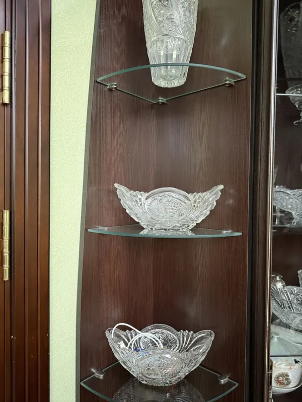 Turli xil billur, «Madonna» servisini sotaman 4 Turli xil billur, «Madonna» servisini sotaman 4