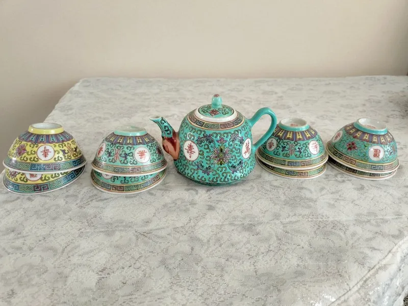 Продам чайный сервиз производства Китая