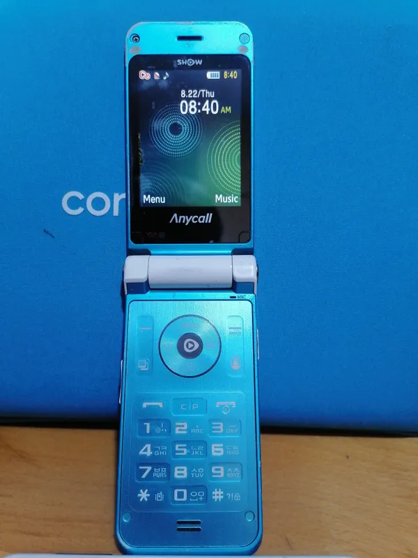 Продаеться Anycall модель SCH-W830 от Samsung 1 Продаеться Anycall модель SCH-W830 от Samsung 1