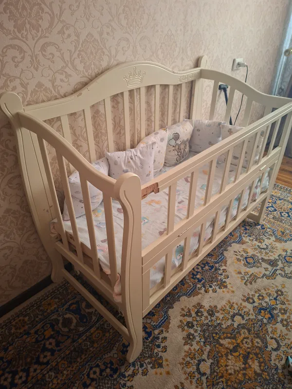 King Baby bolalar tebranma krovatkasi sotiladi 3 King Baby bolalar tebranma krovatkasi sotiladi 3