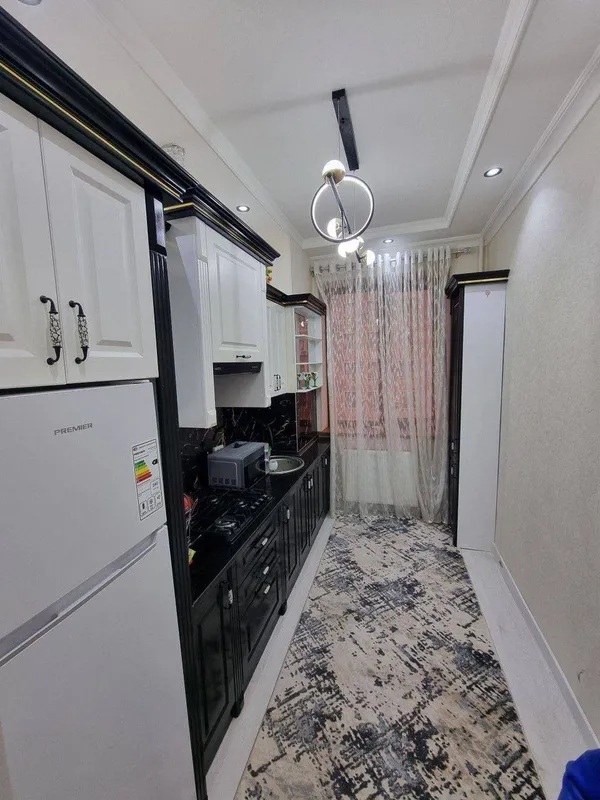 Vagzal qizil dom 2 xona 400$ 5 etaj 8 etajlik dom 3