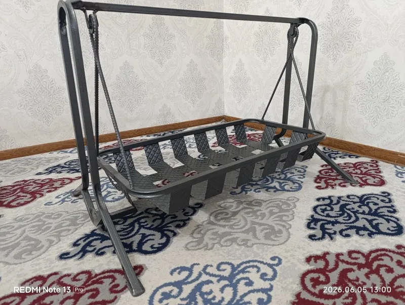Качели колыбель металлическая
