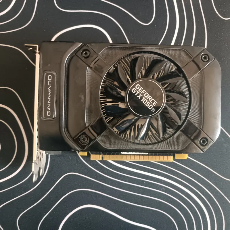 gtx 1050 ti 4 gb gddr 5 128 bit DVI HDMI DP 2