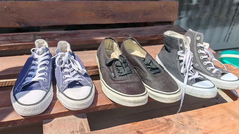 Оригинальные кеды Converse и Vans 1