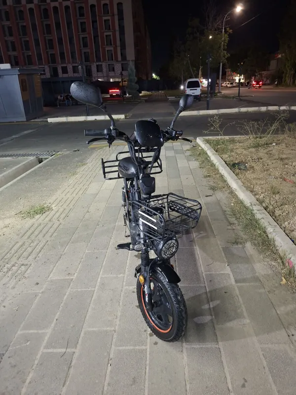 Dash rider elektr skuter sotiladi 3 Dash rider elektr skuter sotiladi 3