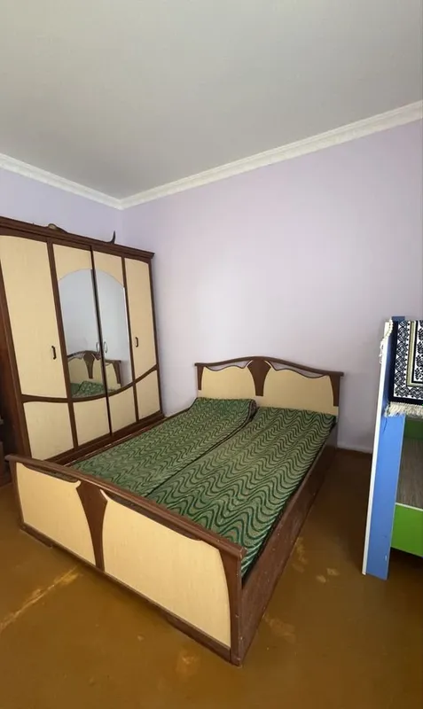 Продаются кровать и шкаф для спальни 1 Продаются кровать и шкаф для спальни 1