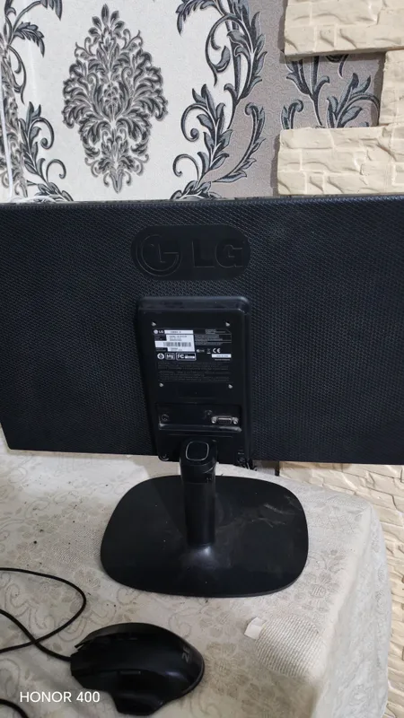 Монитор LG 22 дюйма 4 Монитор LG 22 дюйма 4