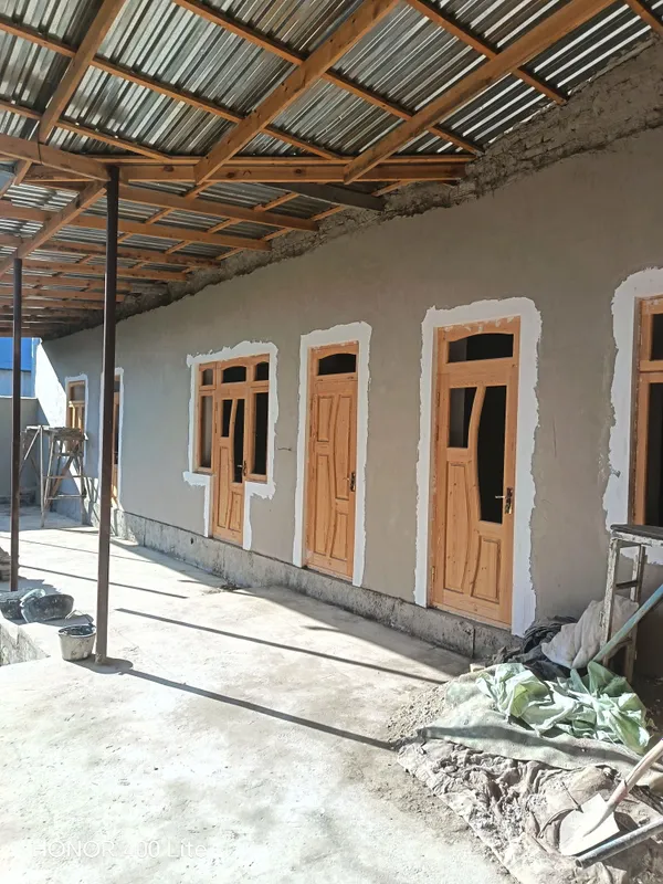 Eshki shahar eski bozor orqasidan hovli sotiladi — фото 1