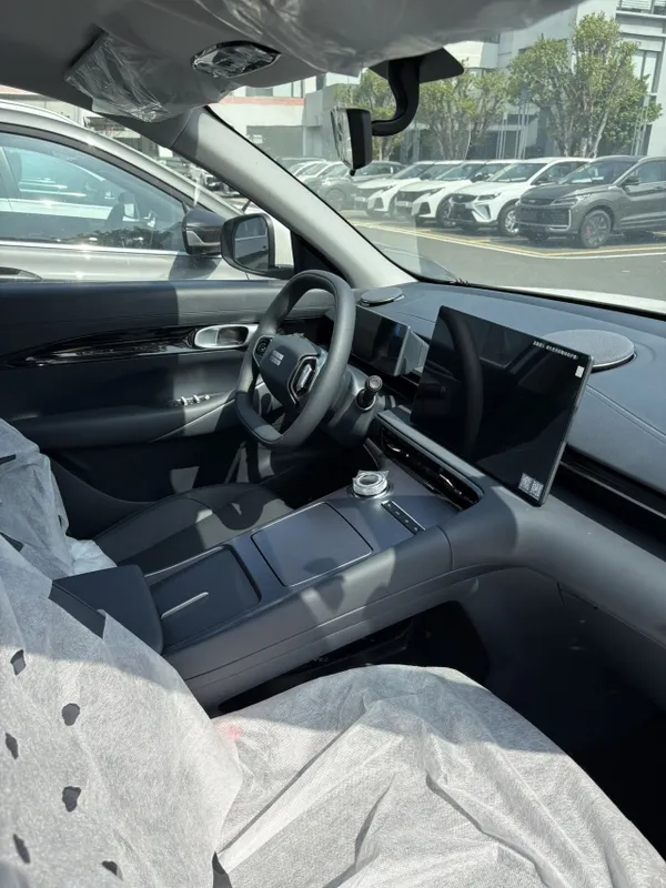 Geely Galaxy E5, версия Pioneer 440km — фото 4