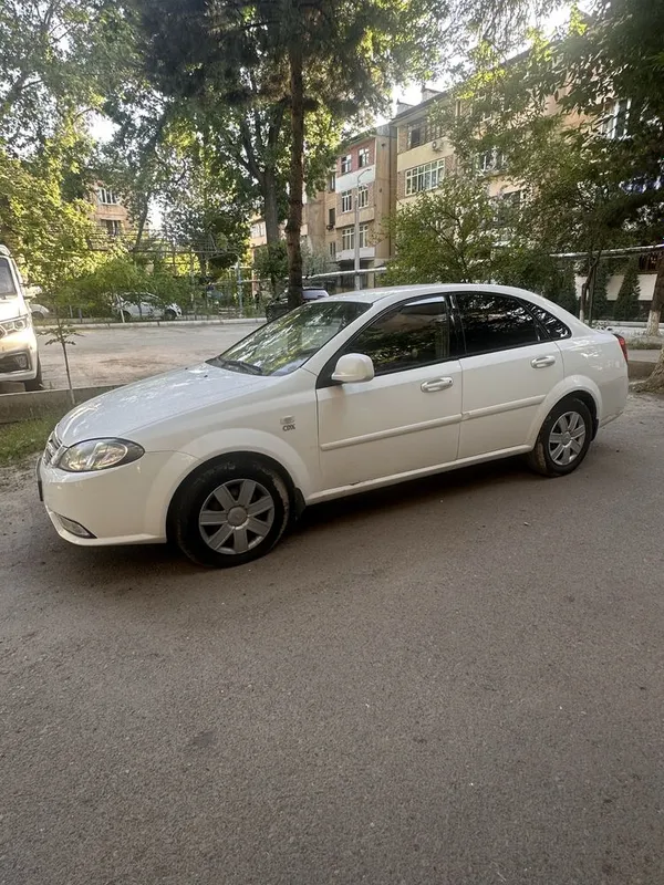 Продаётся Lacetti 2010 г. 2 Продаётся Lacetti 2010 г. 2