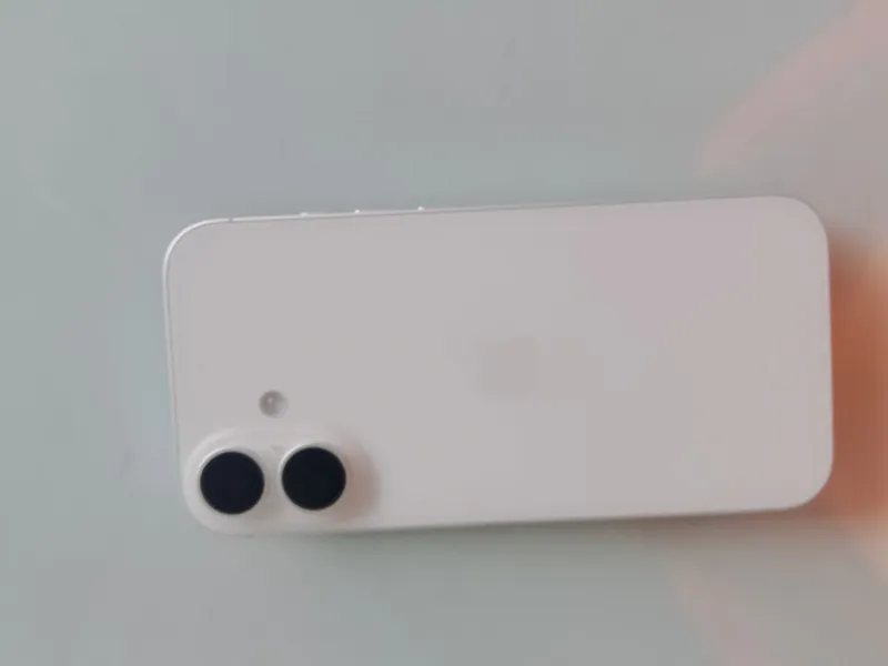 iPhone 16 цена 13 000 000 2