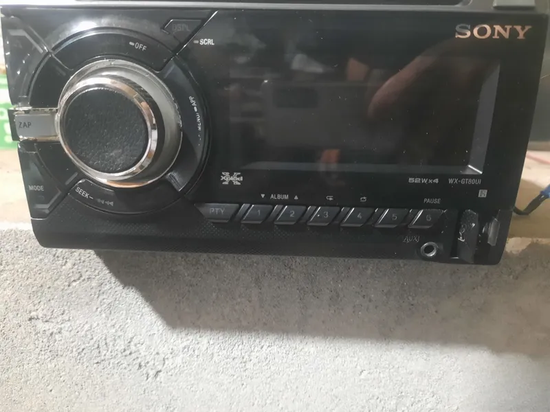 Продаётся магнитофон Sony 1 Продаётся магнитофон Sony 1