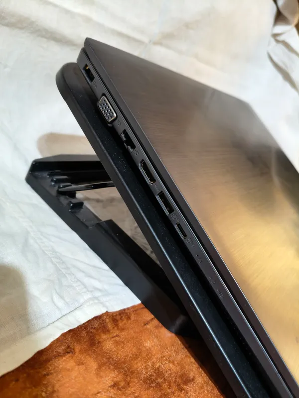 Обмен или продам ноутбук Lenovo 5 Обмен или продам ноутбук Lenovo 5