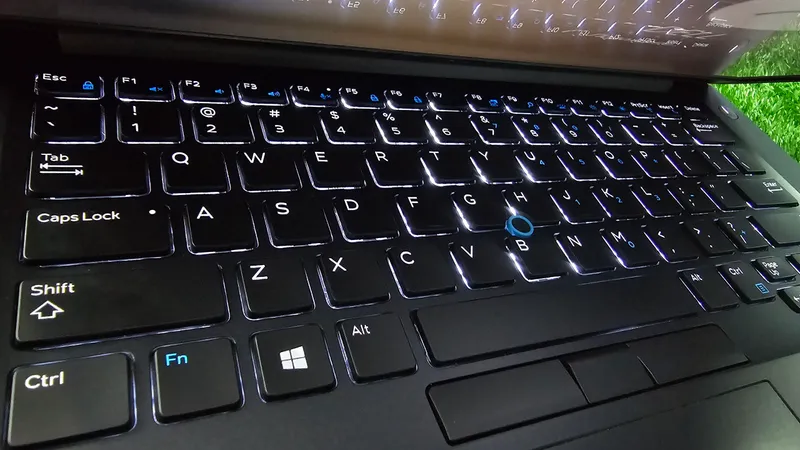 Dell - Latitude 7490 — с ним вы наслаждаетесь своим творчеством! 7 Dell - Latitude 7490 — с ним вы наслаждаетесь своим творчеством! 7