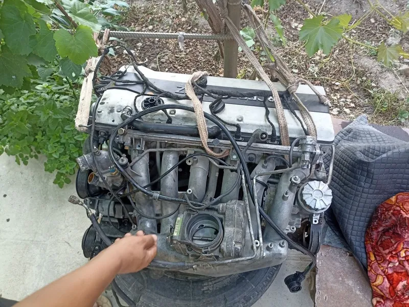 Mersades benz 104 mator sotiladi 3.2 abyom