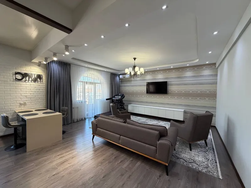 Yashnobod tumanida 82 m² 2 xonali kvartira sotiladi 2