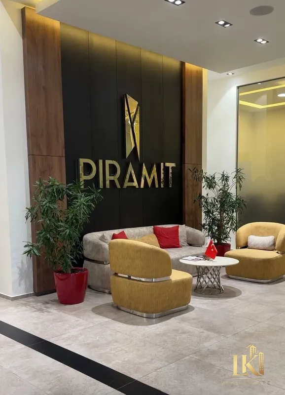 2/37/48 ЖК Piramit Tower — просторная квартира с панорамным видом (коробка) — фото 2