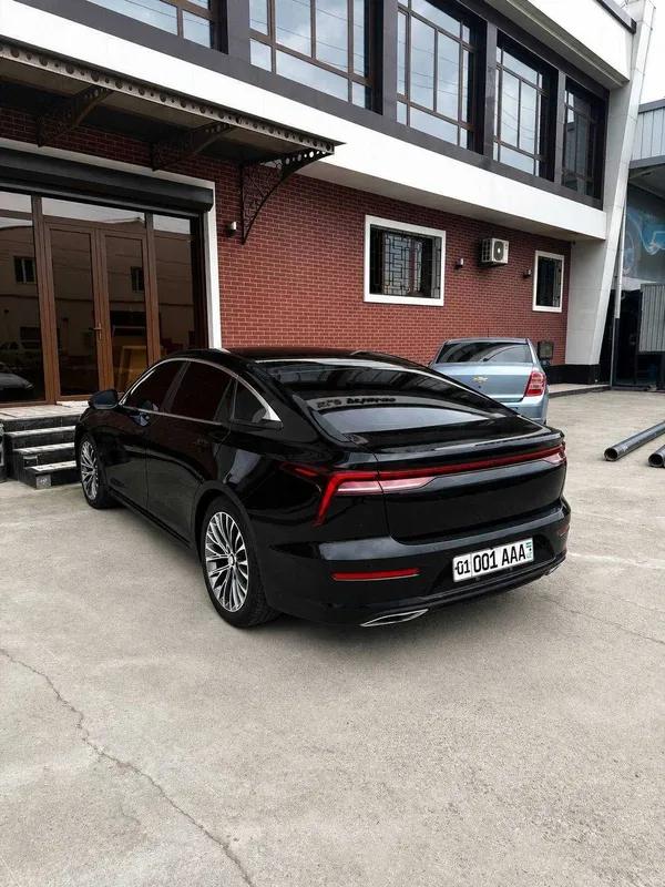 Bestune B70 Limited Srochna sotiladi esgasi uzimiz — фото 1