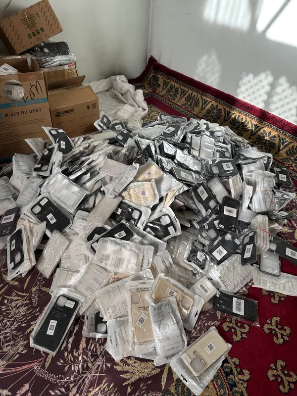 Optom va donaga chexollarimiz bor IPhone chexol