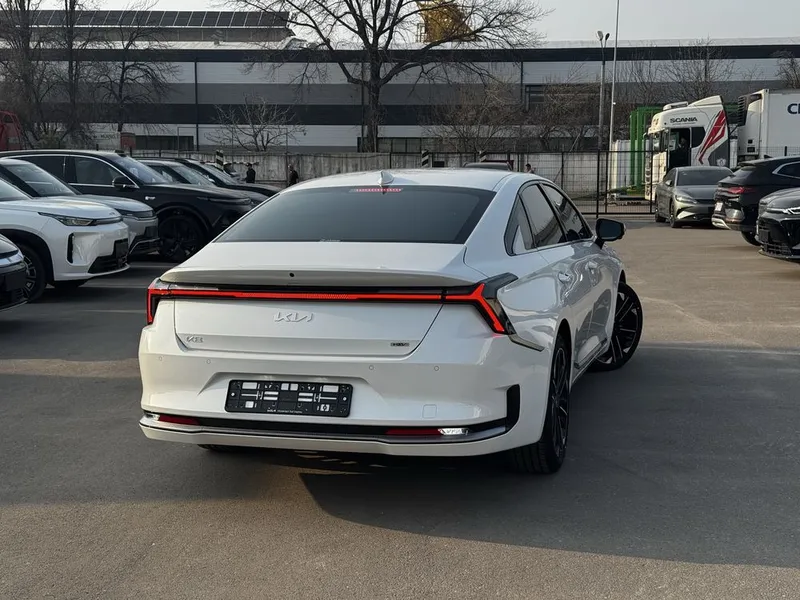KIA K8 1.6 Hybrid 2025 New — фото 3