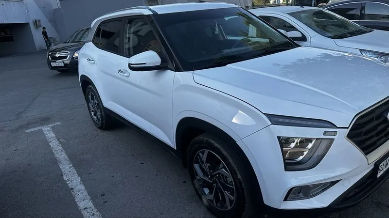 Продаю Hyundai Creta 2.0 в идеальном состоянии white 2 Продаю Hyundai Creta 2.0 в идеальном состоянии white 2
