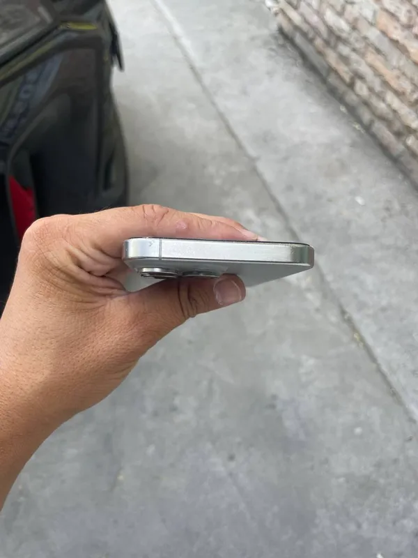 iPhone 15pro max 256 dual sim 3