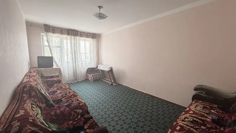 Zudlik bilan frunze massifda 1 xonali kv ijaraga beriladi — фото 1
